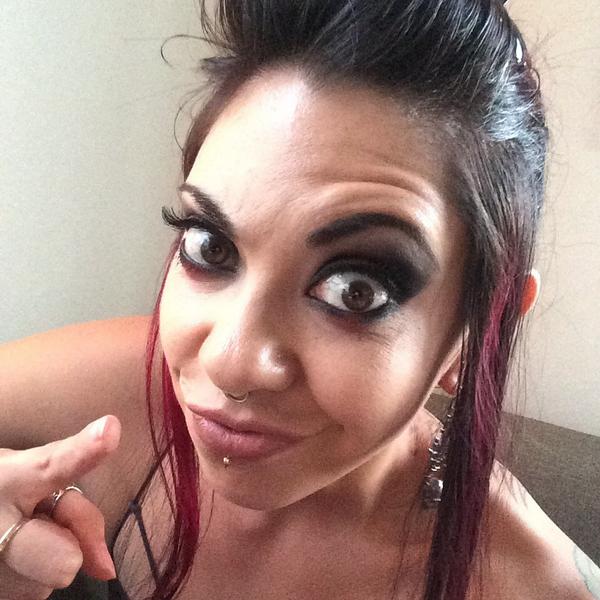 satinephoenix's tweet photo. Faceplaying! #cartoonReference #ThethingsiCanDoWothMyFaceWithoutBotox! #mua #DianaKnudsen http://t.co/eJ6CYhrbmG