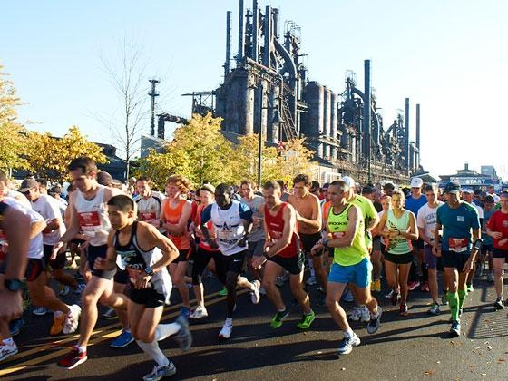 runnersworld's tweet photo. Still looking for a fall half? Check out the best half marathons this year: http://t.co/J9CbaXfc4o http://t.co/vyYtwO1l4v