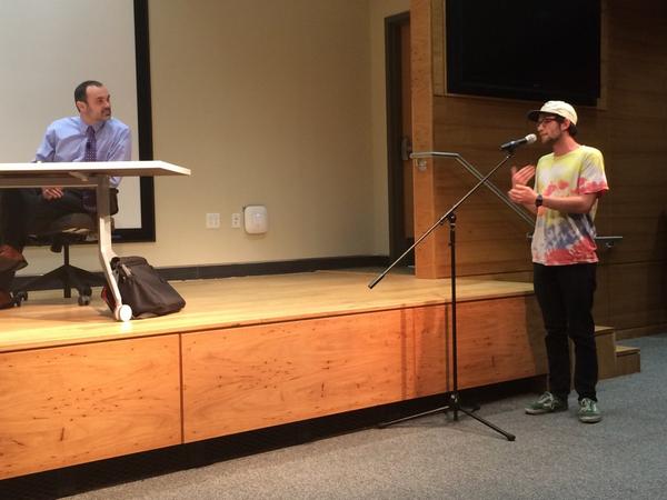 The floor is open to students and audience members. #CelebrityScientists