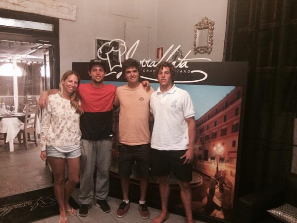 L_arrabbiata's tweet photo. Con el equipo argentino de vela !! Suerte mañana!! Y muchas gracias!! http://t.co/3cC8zpeYTK