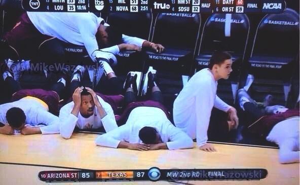 Típico de Garota tweet media