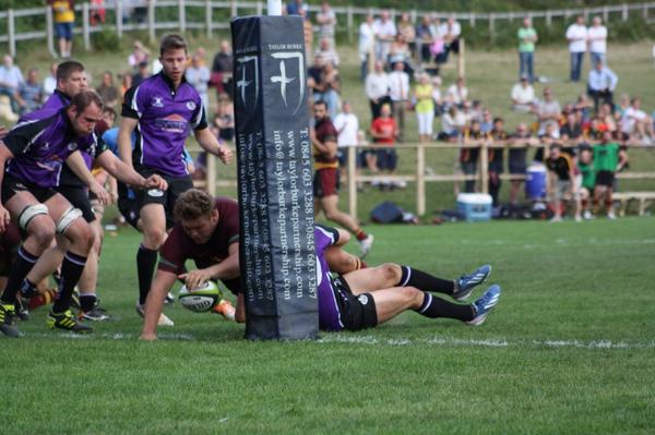 timbartlettUK's tweet photo. @SprostonJoe crashing through for @AmpthillRufc versus @leicesterlions1. http://t.co/q4jvhQd9hr