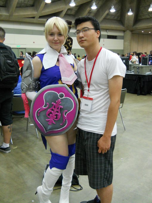 Watch Harry's leaked NSFW photo on TwXstars