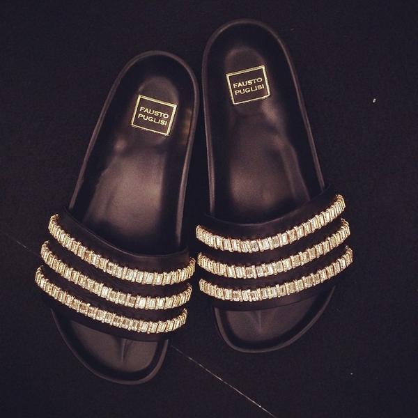 Ann_Caruso's tweet image. OMG @faustopuglisi blinged out #poolslides are amazing!!! From his #ss15 show