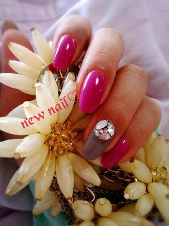 ネイル秋仕様(&acute;；&omega;；｀) http://t.co/svU4jB1cfU