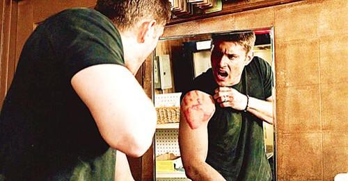 colinandjo1's tweet photo. 9/18 Lazarus Rising I'm the one who gripped you tight and raised you from Perdition. #6yearsofCas http://t.co/V67303UbtX