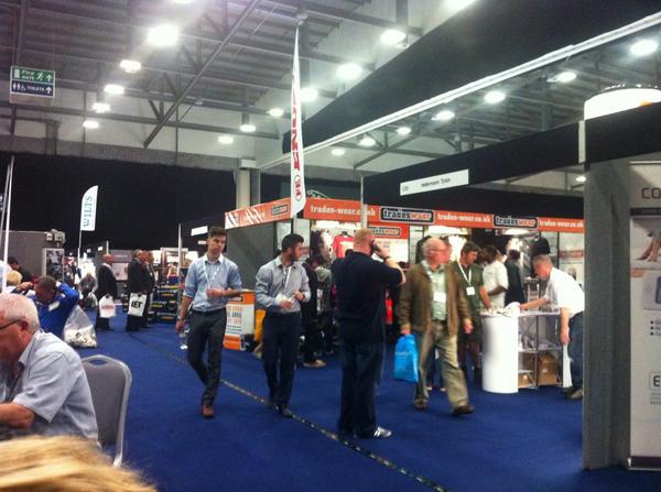 AbstractBuildin's tweet image. #dayout at trade show looking at tools. #kidinsweetshop #coventry #MiltonKeynes
