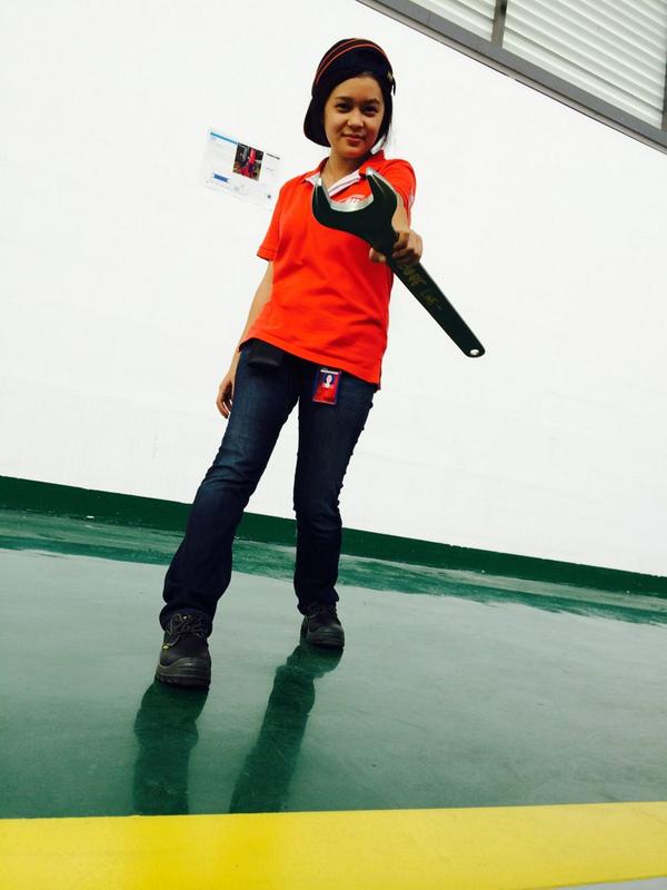 eezaleeza's tweet photo. Clockwerk in action! #dota2 #twtdota #cw #clockwerk #spanar http://t.co/pXhp2bUpYV