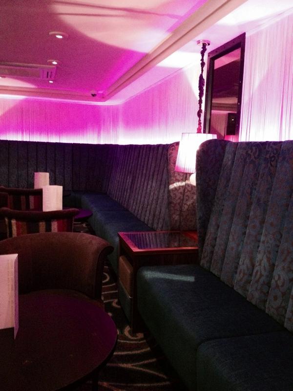 mark98775902's tweet photo. Working on top london hotel http://t.co/ROEn7eOv6P