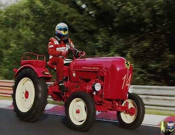 LupionGP's tweet photo. @FormulaUno_ESP @Subvirajef11 @alobatof1 ya está @alo_oficial  preparando el coche para @SingaporeF1GP http://t.co/txGOpC4wVR
