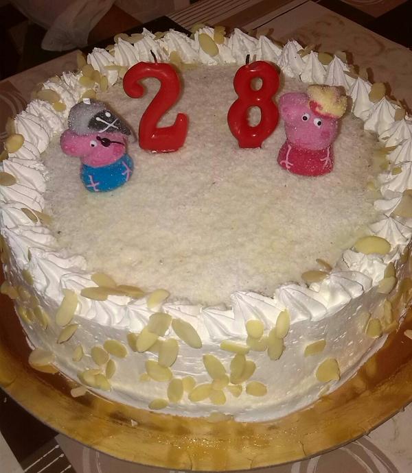 MarisaBarbellid's tweet photo. Celebrando el cumple d @CrisBarbellido  en familia http://t.co/KMPwZLHqld