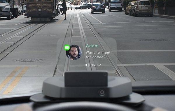 Google Glass pericolosi guidando l'auto