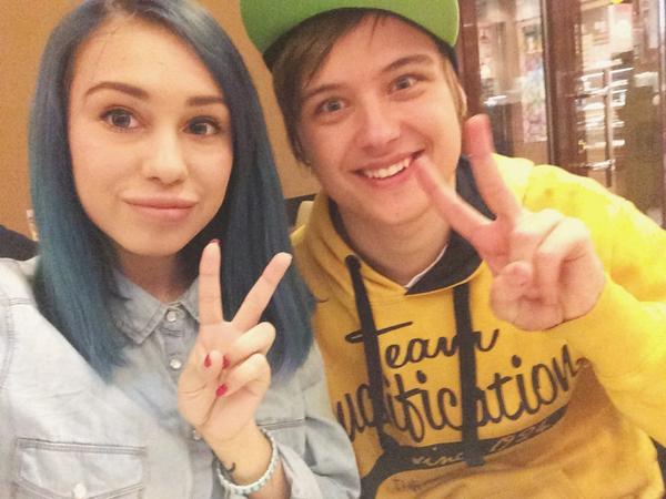 Milenamurrr's tweet photo. Хороший день :3 весь,с утра и до вечера) а теперь я спать) всем Ваню 😊 http://t.co/e2Aon9PCXZ