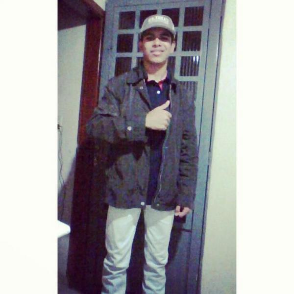 luizfernandess3's tweet photo. Só n vale pega e se apaixona 💕👊 http://t.co/DhjYQ4Igxs