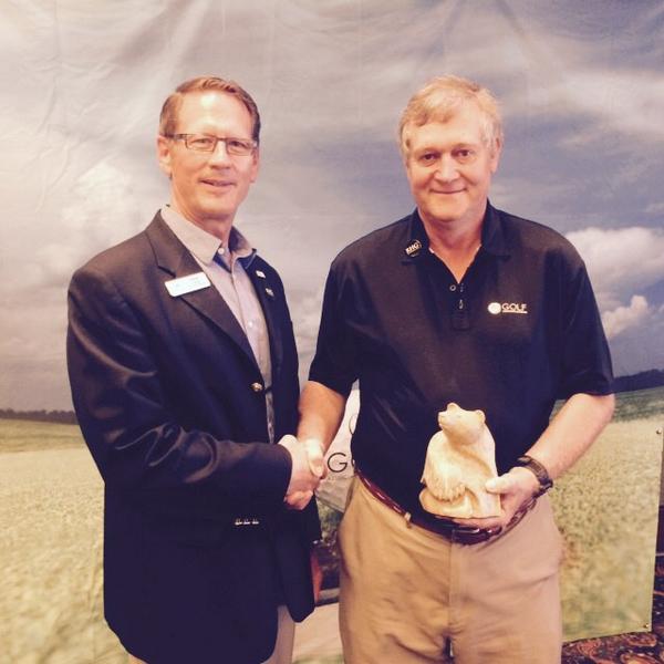 stephen29133503's tweet photo. GAO Dick Grimm award winner Ian Giles, no one more deserving! @GAOGolf @TheGolfCanada #golfbuilder http://t.co/JCxxy37reV
