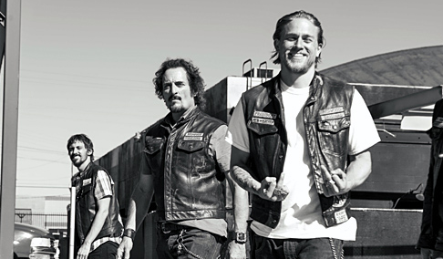 EW's tweet photo. 10 new on-set photos and cast reflections on @SonsofAnarchy's #FinalRide: http://t.co/BbXdHwF3r4 http://t.co/g4Tsv2JnX4