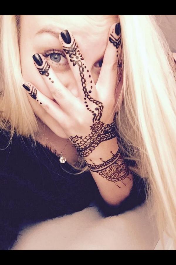 sophiersmn's tweet photo. @dagibeee Dreh ein Tutorial dazu <3 #pleasebae http://t.co/J8MGottCmD