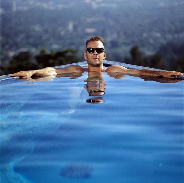 Bruce Willis (@brucewilliswb) on Twitter photo 