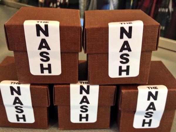 espy_men's tweet photo. @thenashyyc bourbon truffles! For the final night of #espyCustom event! http://t.co/BdYxYgZoyu