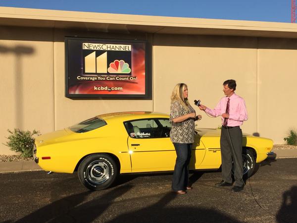 umcchildrens's tweet photo. Meggan Bailey joined the fun @KCBD11 #CamaroForTheKids.  Special thanks @jeffallenlive @Flat12Gallery #CARMageddon http://t.co/WnWqaPkexs