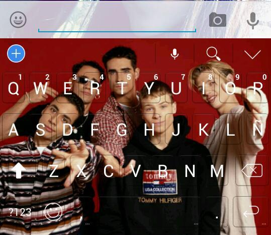 imasupra's tweet photo. I LOVE MY KEYBOARD 💕 @backstreetboys @kevinrichardson @nickcarter @skulleeroz @brian_littrell @howied 💕 http://t.co/nVJVauHew4