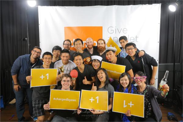 atuliumz's tweet image. Good times with the @AxiomZenTeam at the #techpong photobooth. Epic signage!