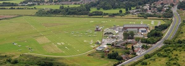 Loving learning to fly at @city_airport. Thanks to <a href="/lacflyingschool/">LAC Flying School</a> for the great experience &amp; support so far #GLACB