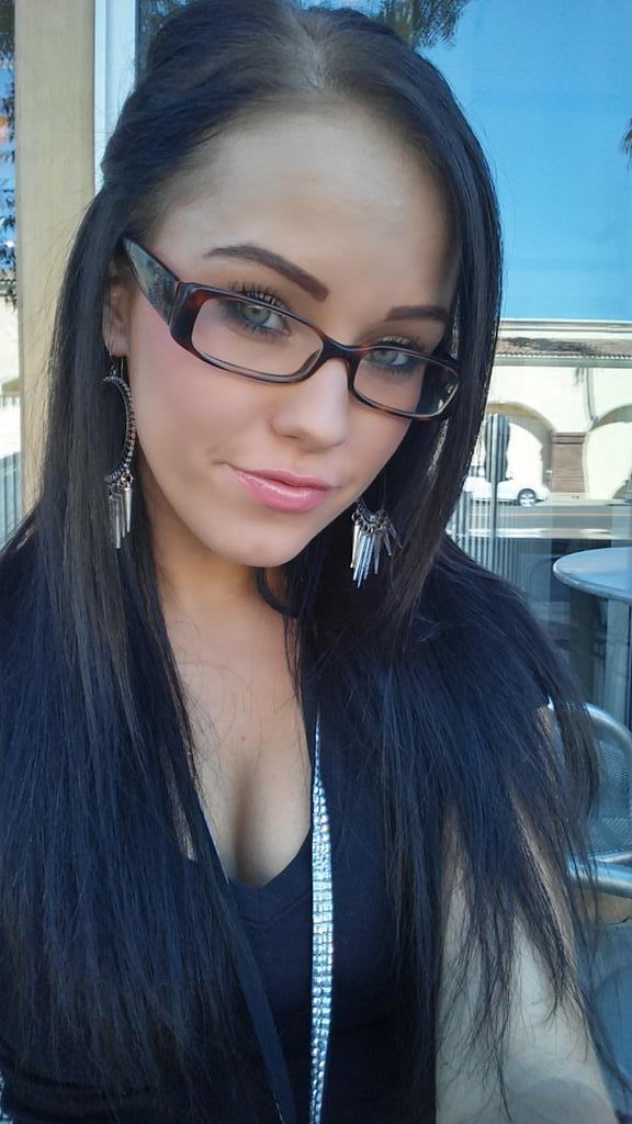 Megan Rain On Twitter All Geeked Up Today 👓 Bvf3yy5cr1