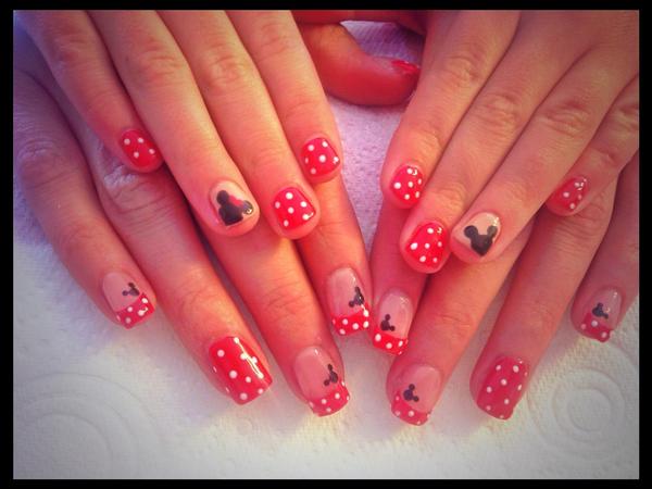 Mummy an daughter #DisneyKids #disneyworld #minniestyle #minniemouse #disneynails #disney #nails