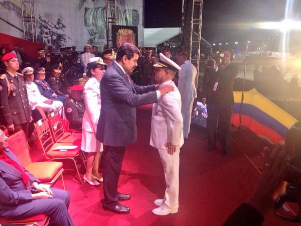laradiodelsur's tweet photo. La FANB es una fuerza de desarrollo integral y cohesionador de la Patria http://t.co/PM8B0FTsNu http://t.co/fSAcTvYITW