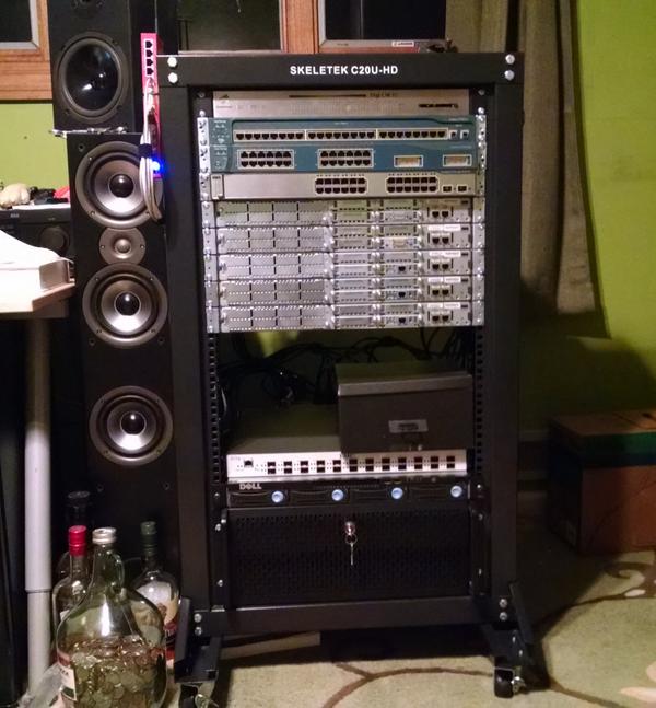 ChewableFritter's tweet image. Racked the newest routers and cabled them up to my console server! #Cisco #Networking #CCNA