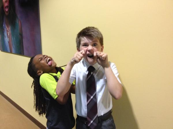 chasewainscott's tweet photo. @iamlildeedee Dee Dee and I are sooo serious on set!!! :) #havingtoomuchfun #iflovingyouiswrong #thankstylerperry http://t.co/LsHxrobWAC