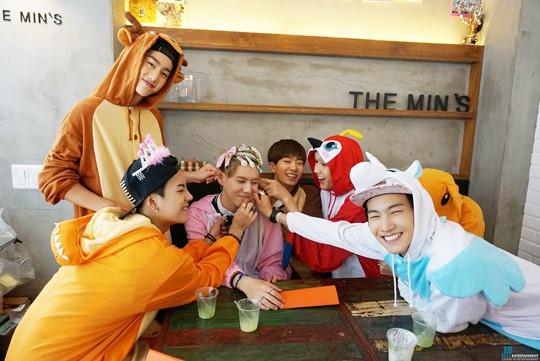 BamBam_TH's tweet photo. [Real GOT7 Season 2] 141001 EP9. GOT7’s Manitto Awards #13 #GOT7 #BamBam http://t.co/wRvgb2DCB4 http://t.co/HrjtV9HC5q