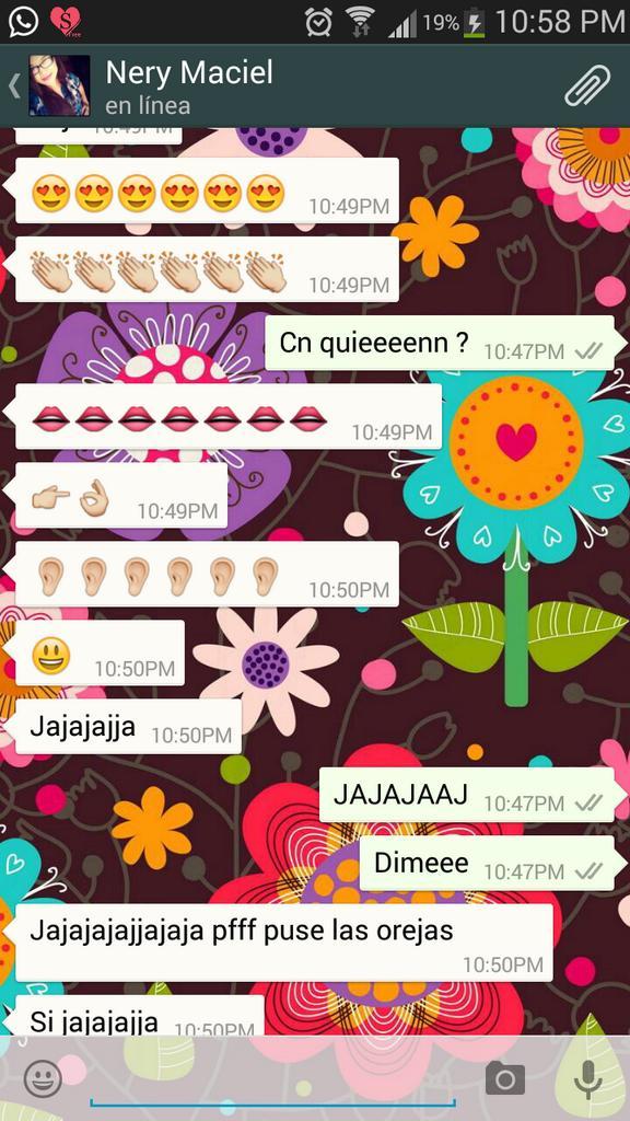 coniiearcee's tweet photo. Solo tu y yo podemos hablar sin decir mucho y nos entendemos taaaaaan bien!!! Jajaj loveu nigga:*@neerimaciel http://t.co/9ORbHIyopr