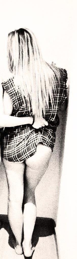 SexyChonis's tweet photo. Buscando una noche de travesura... #ChonisSexy #Chonis http://t.co/o2SNbdcDBN