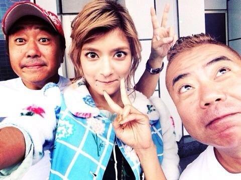 ROLA_o0's tweet photo. /

     Let's have a lot of good times together!!

R
     自己紹介面倒よ-ん✌
O 
     
L
     #RTしたnrさんbotさんフォローする 
A

\ http://t.co/TBCmMzfqFc