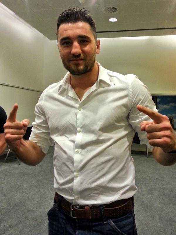 MatchroomBoxing's tweet photo. .@NathanClev is here! 
RETWEET if you think he'll beat @TonyBellew on Nov 22! #CleverlyBellew2 http://t.co/cIkEkPLdGR