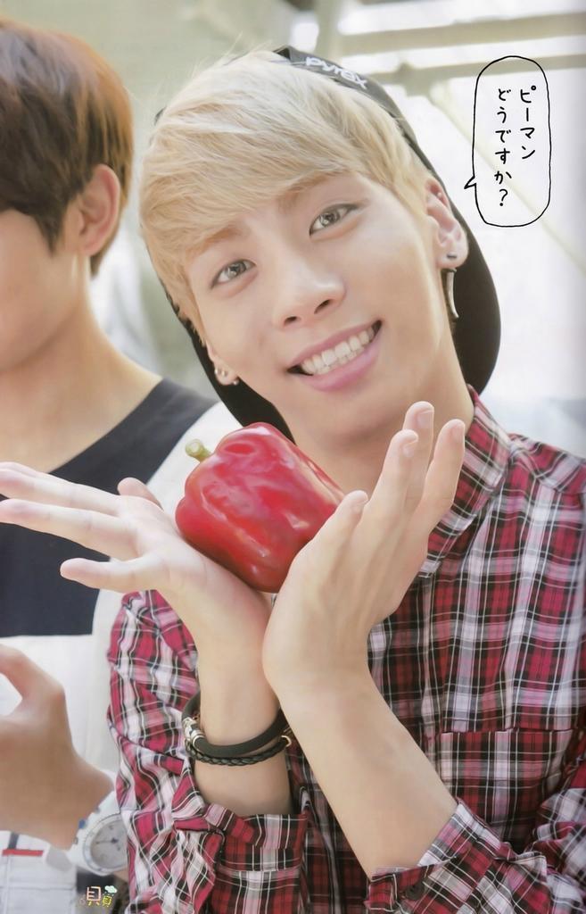 By2GwZECUAAP1sz.jpg:large