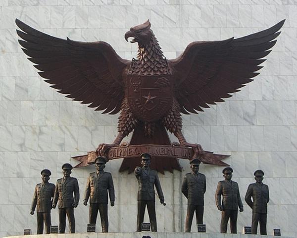 Selamat Memperingati #HariKesaktianPancasila 2014 mates :)  cc:<a href="/SBYudhoyono/">S. B. Yudhoyono</a> <a href="/DJFMSURABAYA/">94,8 DJFM Surabaya</a>