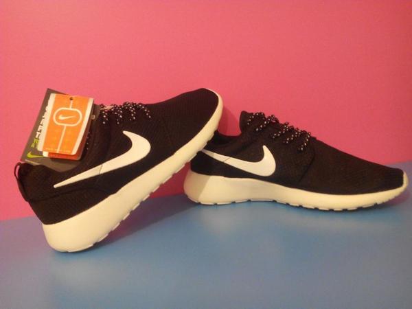 MicroESpress's tweet image. Pedido recibido para nuestro amigo @adrianfarto.  Disfrútalas!!!