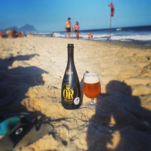 JenlainFR's tweet photo. Sympa, l'automne au Brésil ! #benditacerva http://t.co/1zciH0UqDv