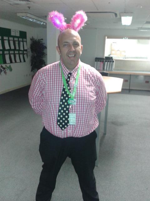 asdapatchway's tweet photo. Larry our PSM joining in on national tickled pink day @asdapatchway @asdatickledpink #asdaclc #Community #pink http://t.co/jJRcoFGmrZ