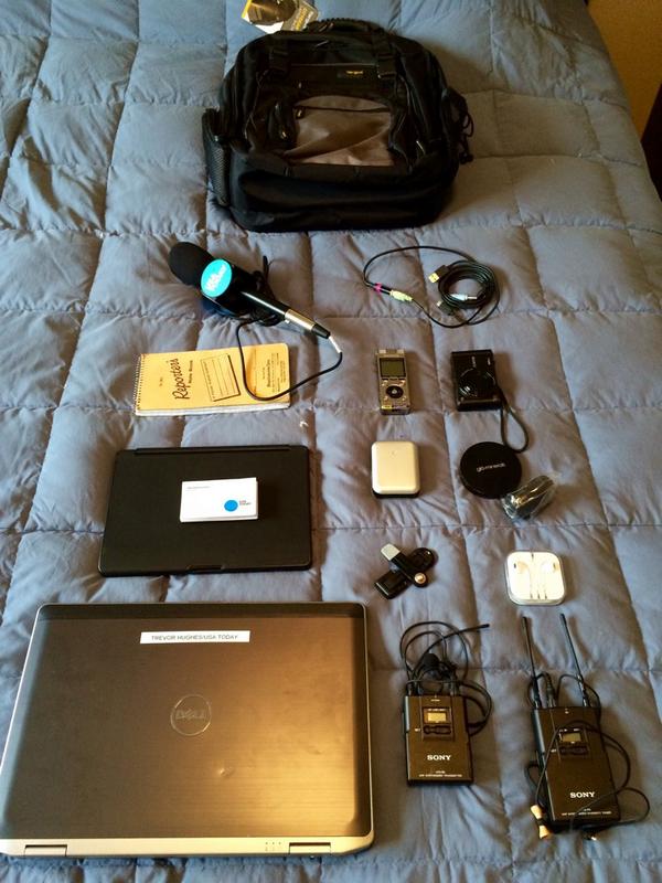 npenzenstadler's tweet photo. @stevebuttry, @LaurenFuhrmann I intvud this guy for SPJ RT @TrevorHughes: Dear fellow #backpackjournalists, my kit: http://t.co/nCj6t1DV6P