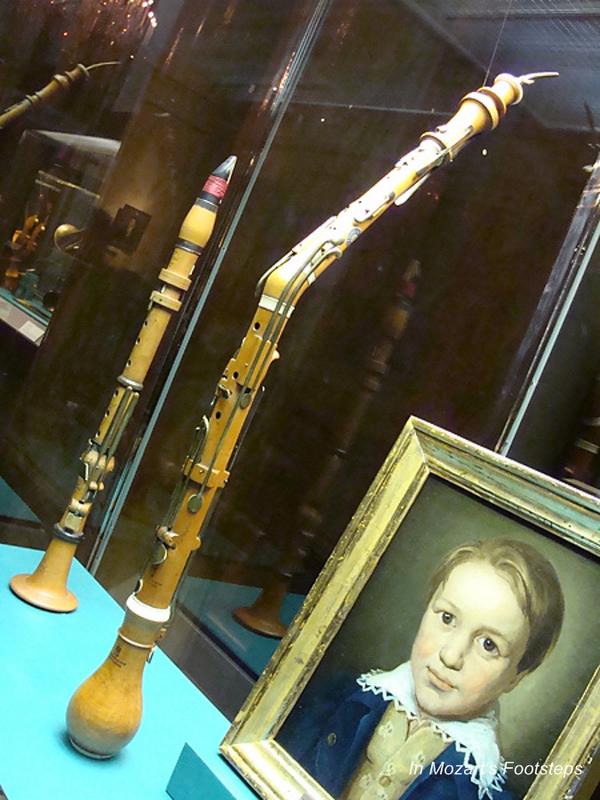 MusicalTravel's tweet photo. Musical Photo: old clarinets from #Bethoven's day in #Vienna's Collection of Historic Musical Instruments http://t.co/KhUIlQrNPL