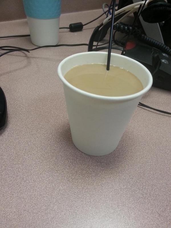 daniellehartsh's tweet photo. Coffee=Lifesaver http://t.co/kR434BrfZz