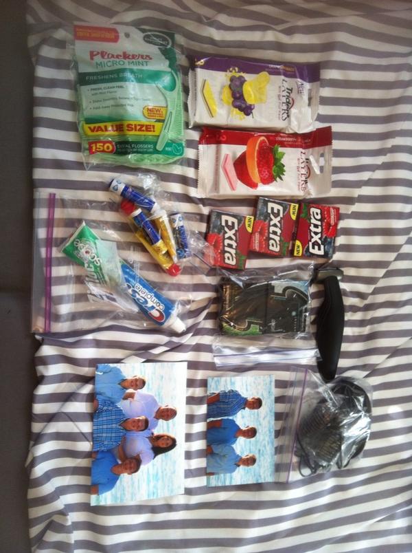 NicolaiScott1's tweet photo. #CarePackageInbound http://t.co/mrf5Mv9uJp