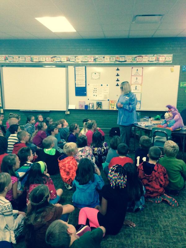 TerryAndersFC's tweet photo. Second grade learning about dental sealants@#gocrickets http://t.co/bOISotUK5T