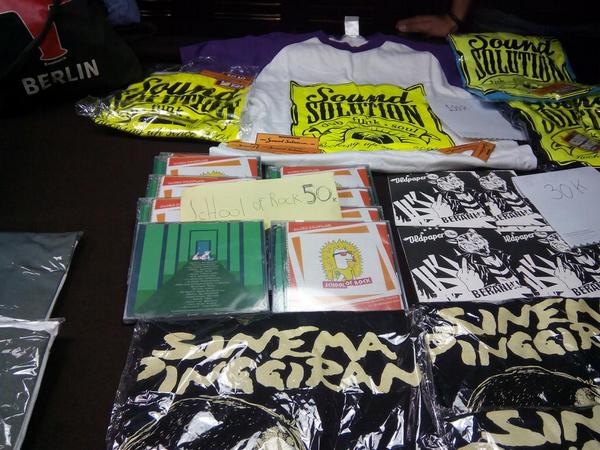 Buka Lapak di Basement Caffe Swiss Bell hotel kemang ;)