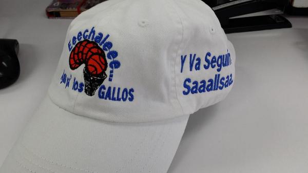 super_bren's tweet photo. El regalito que nos trajo nuestro amigo @EDGPuertoRico. ¡Gracias por venir a vernos ayer! #Echaleeee #AguaPaLosGallos http://t.co/C65z8hKAu4