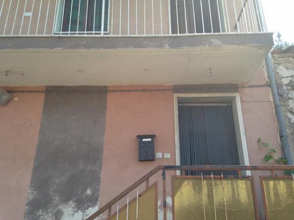 PianoCasaIS's tweet photo. http://t.co/MUMFrLx30n
VENDITA CASOLARE INDIPENDENTE DA RISTRUTTURARE IN (IS) LOCALITA' FRAGNETE €. 60.000 TRATTABILI http://t.co/cmOhdQwhtm